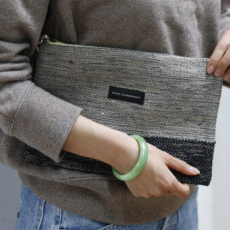 El nuevo bolso Clutch de Anna Champeney.  Tejido para ti en España.